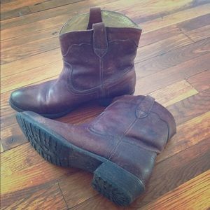 Frye Short Boots